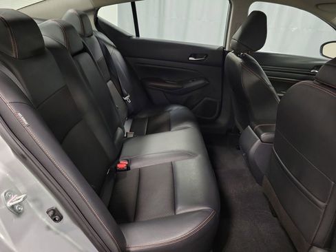 Used 2022 Nissan Altima 2.5 SR image 23