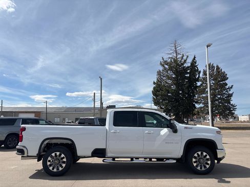 Used 2026 Chevrolet Silverado 3500 LT AWD/4WD image 8