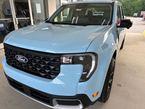 New 2026 Ford Maverick Lariat AWD/4WD image 2