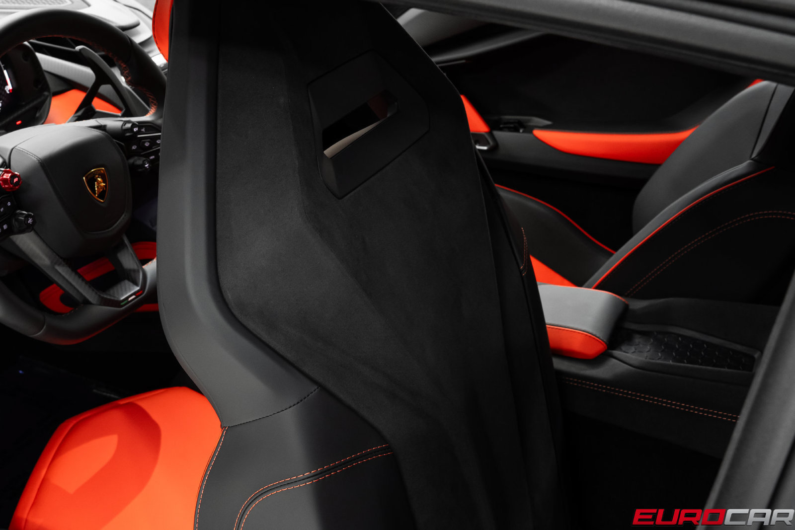 Used 2025 Lamborghini Revuelto AWD/4WD image 49