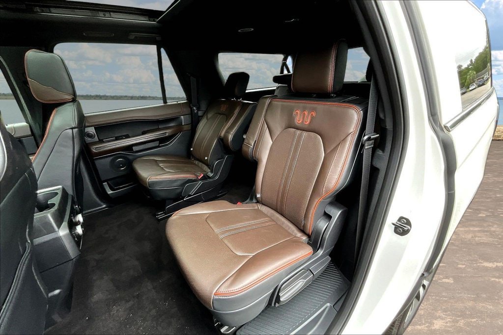 Certified 2021 Ford Expedition Max King Ranch w/ Cargo Package AWD/4WD image 24