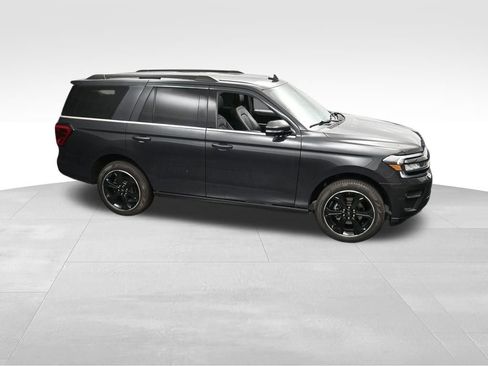 Used 2023 Ford Expedition Limited image 50