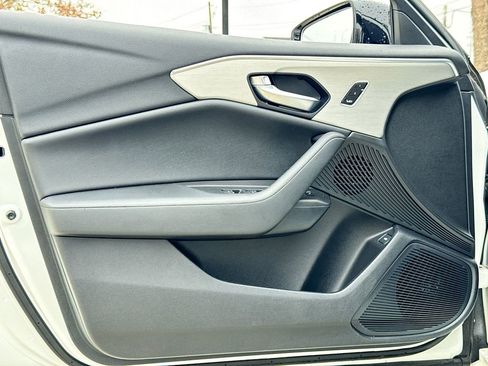 Used 2023 Acura TLX image 12