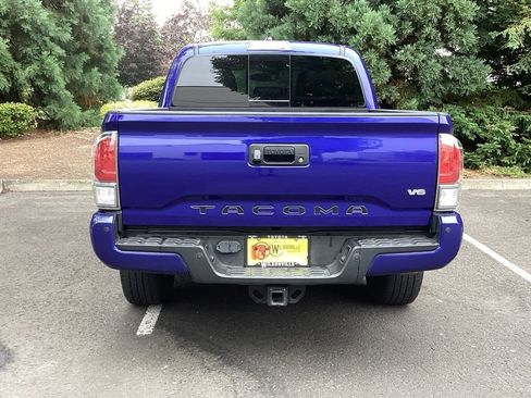 Certified 2023 Toyota Tacoma TRD Sport w/ TRD Premium Sport Package AWD/4WD image 20