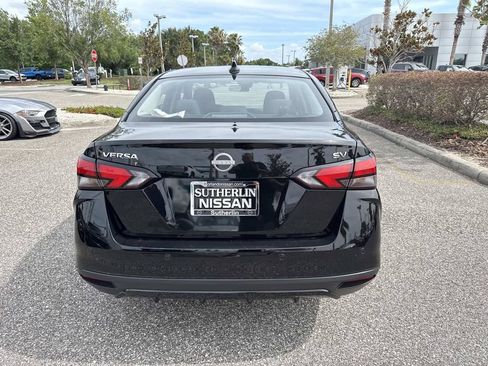 Certified 2024 Nissan Versa SV FWD image 5