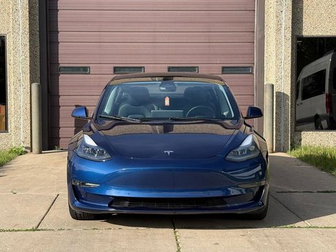 Used 2022 Tesla Model 3 Standard Range Plus RWD image 2