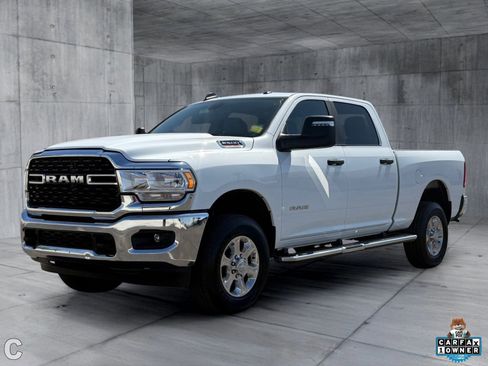 Used 2024 RAM 2500 Big Horn w/ Bed Utility Group AWD/4WD image 2