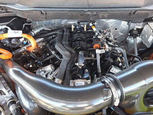 Used 2025 Ford F150 XLT w/ Equipment Group 303A High AWD/4WD image 28