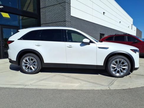 New 2026 MAZDA CX-90 3.3 Turbo w/ Preferred Package AWD/4WD image 8