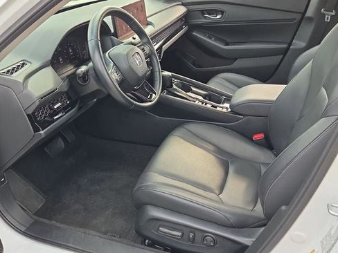 Used 2023 Honda Accord EX-L image 10