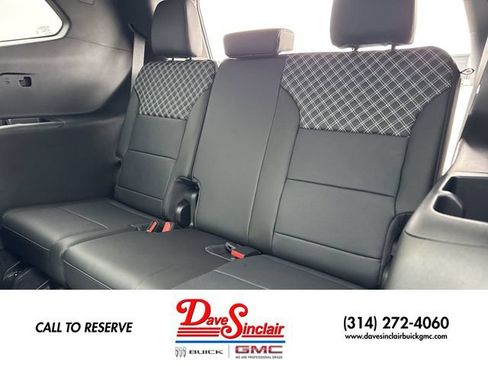 New 2026 GMC Acadia Denali w/ Super Cruise Package FWD image 24