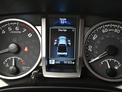 Used 2021 Toyota Tacoma SR5 image 13