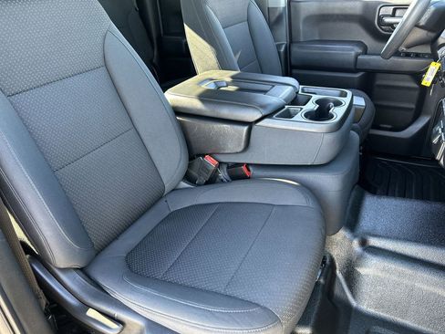 Used 2020 GMC Sierra 1500 Base w/ Sierra Value Package image 27