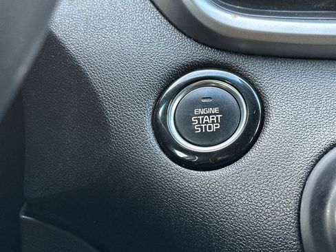 Used 2020 Kia Sorento S image 26