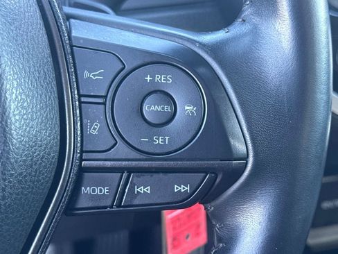 Used 2023 Toyota Camry SE image 25