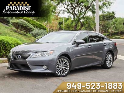 Used 2013 Lexus ES 350 w/ Luxury Pkg