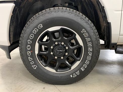 Used 2026 RAM 2500 Laramie AWD/4WD image 2