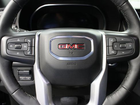 Used 2024 GMC Yukon XL SLT w/ SLT Luxury Package image 58