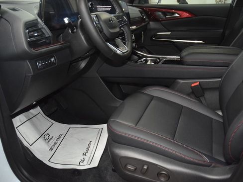 New 2026 Chevrolet Traverse Z71 w/ Enhanced Driving Package AWD/4WD image 39