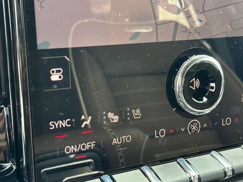 New 2026 GMC Yukon XL Denali Ultimate AWD/4WD image 28