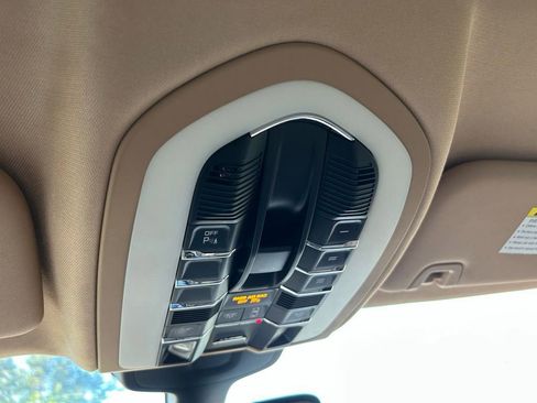 Used 2012 Porsche Panamera S image 29
