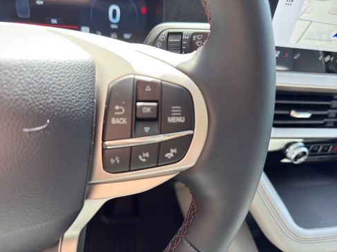 New 2026 Ford Explorer Active w/ Active Comfort Package AWD/4WD image 21