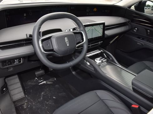 New 2026 Lincoln Nautilus Reserve AWD/4WD image 64