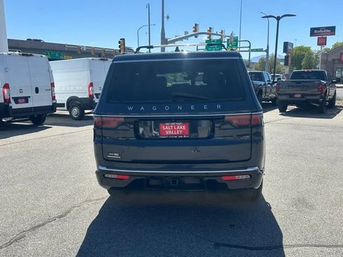 Used 2023 Jeep Wagoneer 4WD w/ Convenience Group I image 6