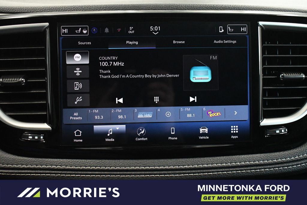 Used 2026 Chrysler Pacifica Select w/ S Appearance Package FWD image 36