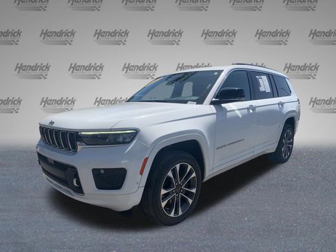Used 2023 Jeep Grand Cherokee L Overland RWD image 4