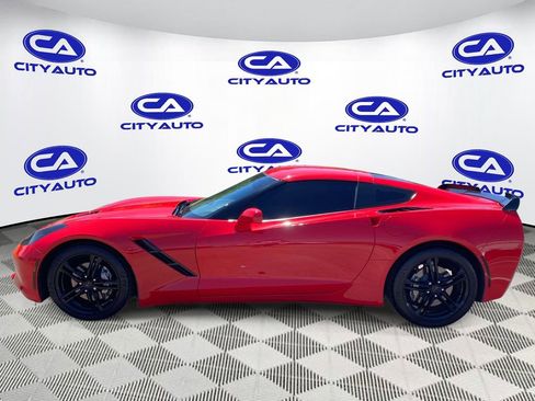Used 2016 Chevrolet Corvette Stingray Coupe RWD image 6