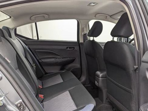 Used 2025 Nissan Versa SV image 19