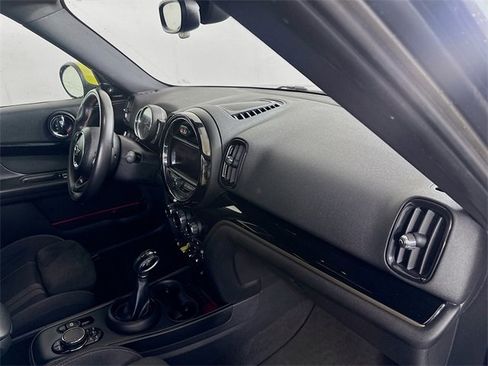 Used 2019 MINI Cooper Countryman SE w/ Signature Upholstery Package image 29