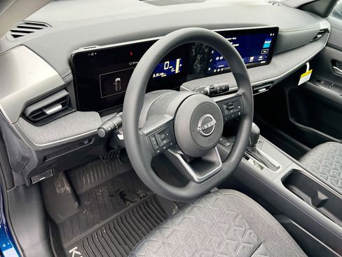 New 2026 Nissan Kicks SV FWD image 7