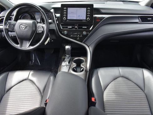 Used 2023 Toyota Camry SE image 17