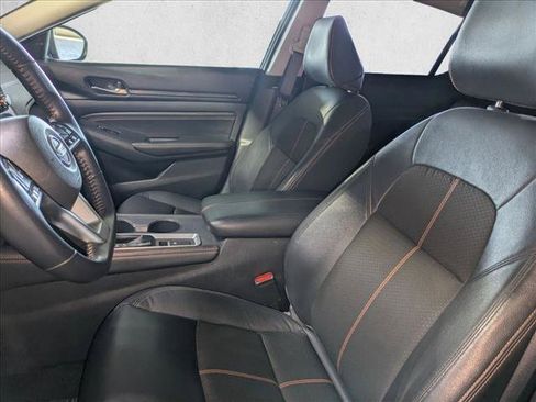 Used 2020 Nissan Altima 2.5 SR w/ Premium Package AWD/4WD image 17