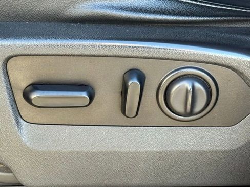 Used 2020 GMC Sierra 1500 SLT w/ SLT Premium Plus Package image 24