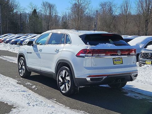 New 2024 Volkswagen Atlas Cross Sport SEL image 5