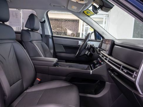 Used 2025 Hyundai Santa Fe SEL AWD/4WD image 12