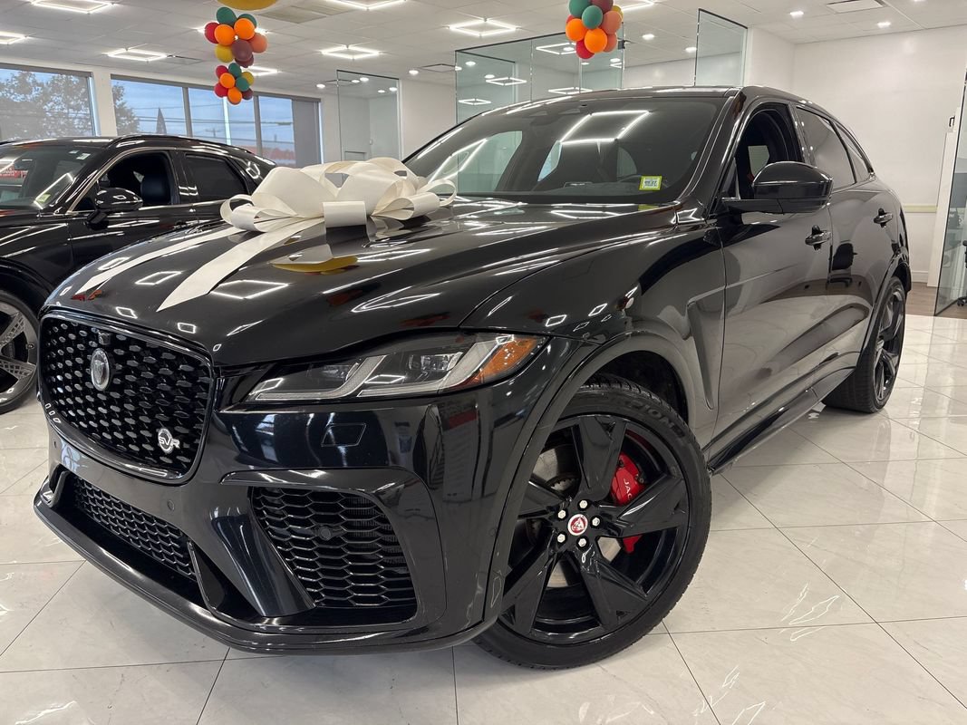 Used 2022 Jaguar F-PACE SVR AWD/4WD image 1