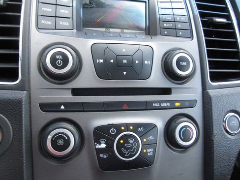 Used 2019 Ford Taurus Police Interceptor AWD image 15