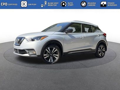 Used 2020 Nissan Kicks SR