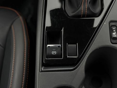 Used 2024 Subaru Crosstrek 2.5i Limited w/ Popular Package #3A AWD/4WD image 35