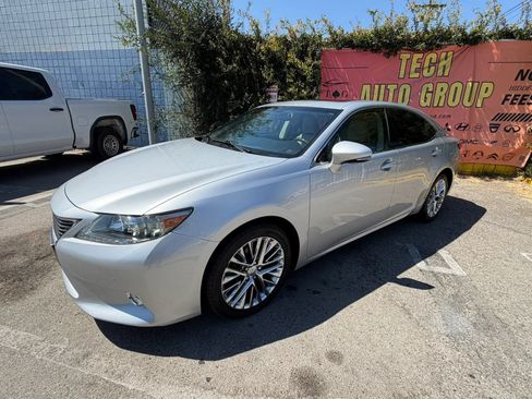 Used 2013 Lexus ES 350 w/ Luxury Pkg FWD image 9