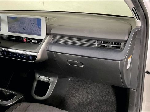 Used 2024 Hyundai Ioniq 5 SEL RWD image 15