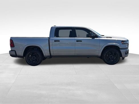 Used 2025 RAM 1500 Big Horn AWD/4WD image 23