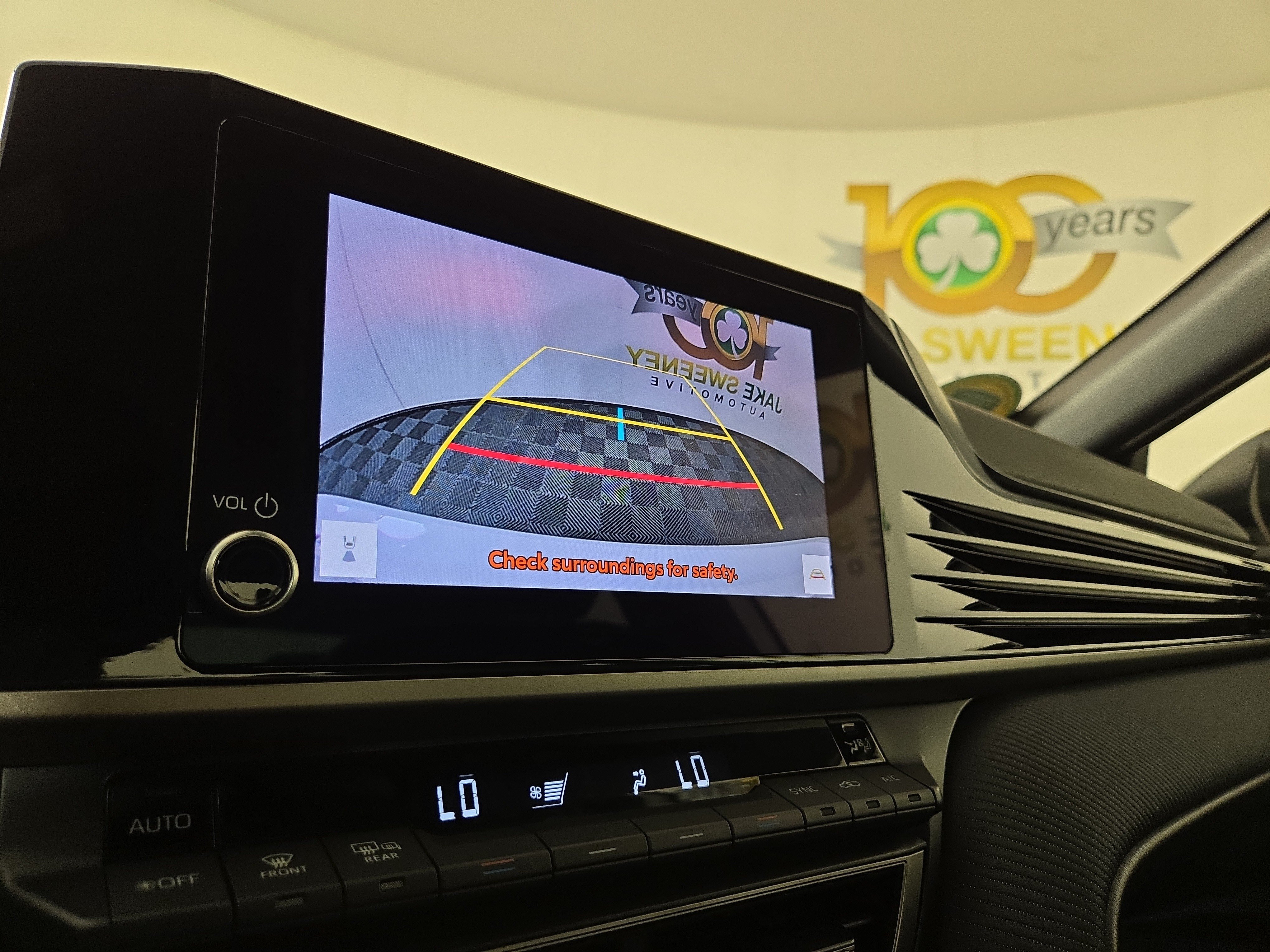 Used 2025 Toyota Camry SE FWD image 20