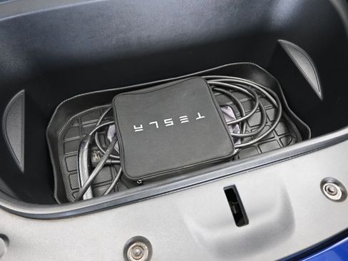 Used 2021 Tesla Model Y Long Range image 47