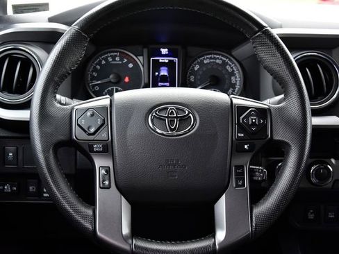Certified 2021 Toyota Tacoma TRD Sport image 18