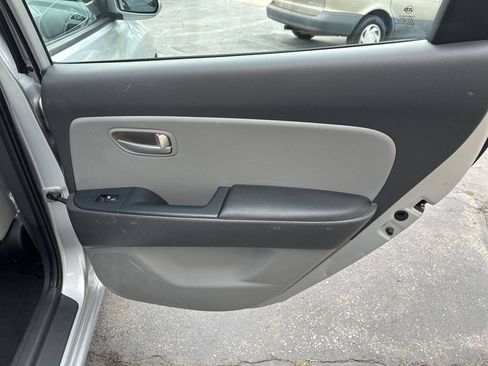 Used 2008 Hyundai Elantra GLS FWD image 10